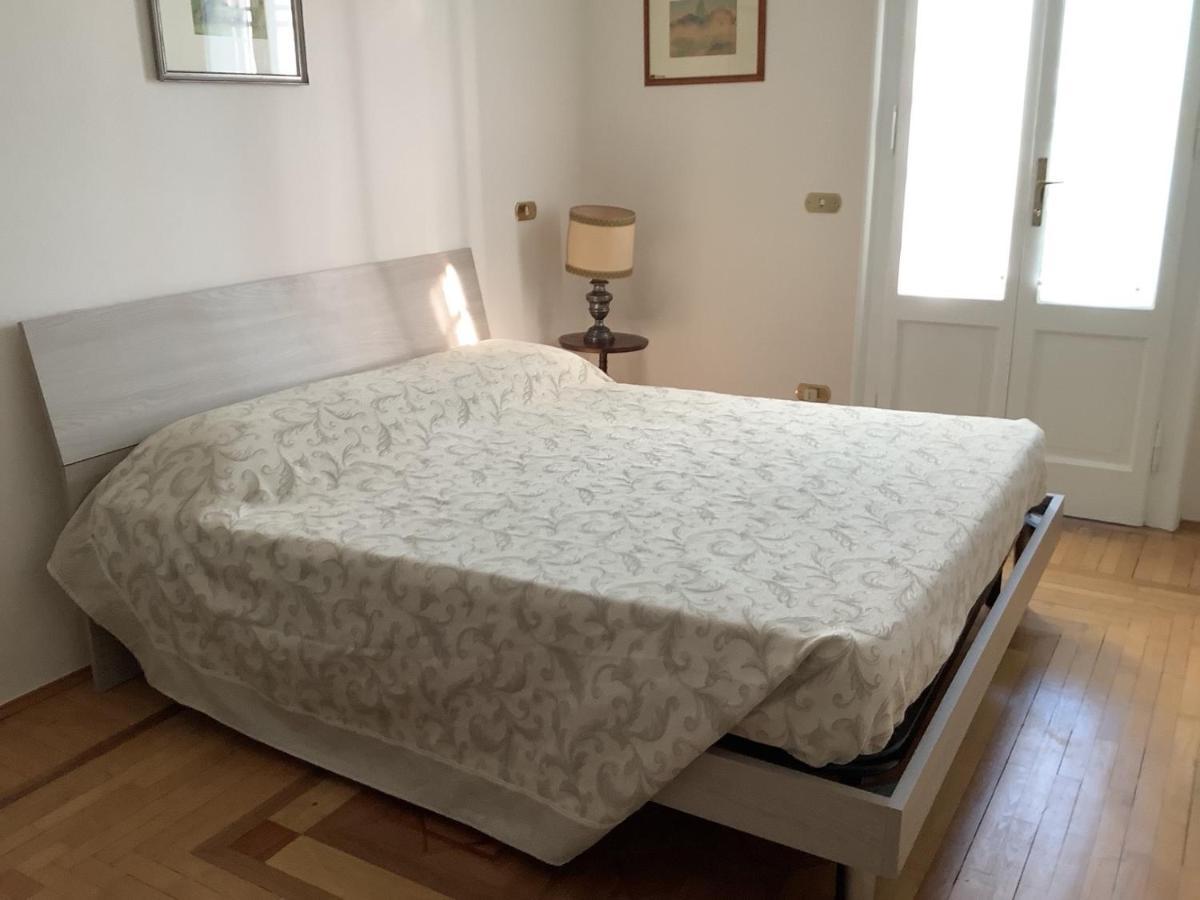 Santa Giulia 12 Apartment Комо Екстериор снимка